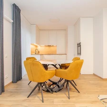 Newly Built Apartment With Parking, By Cohost Klaipeda Exterior photo