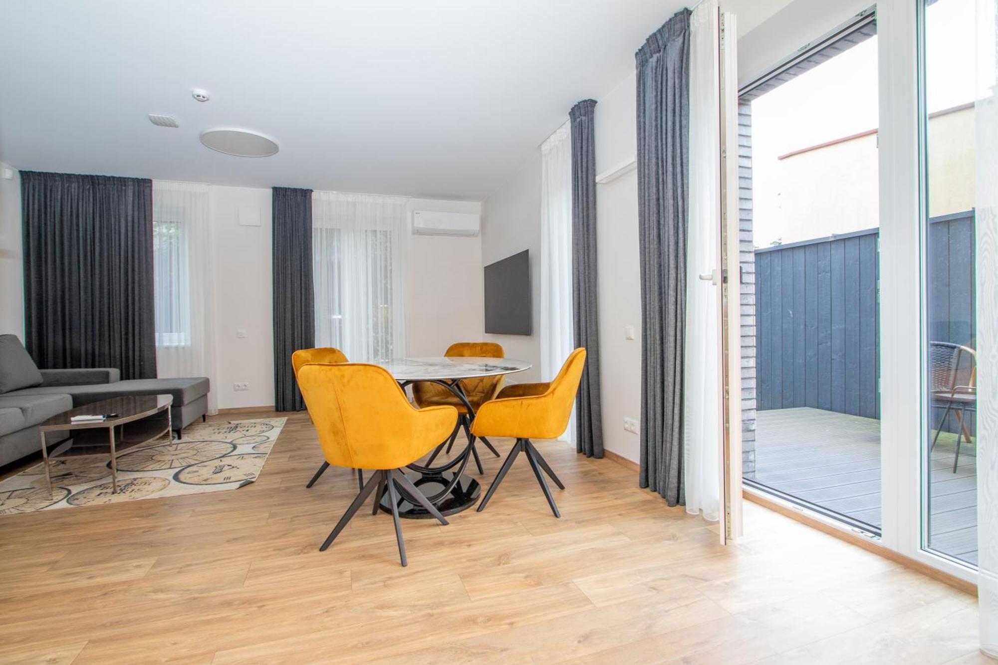 Newly Built With Parking, By Cohost