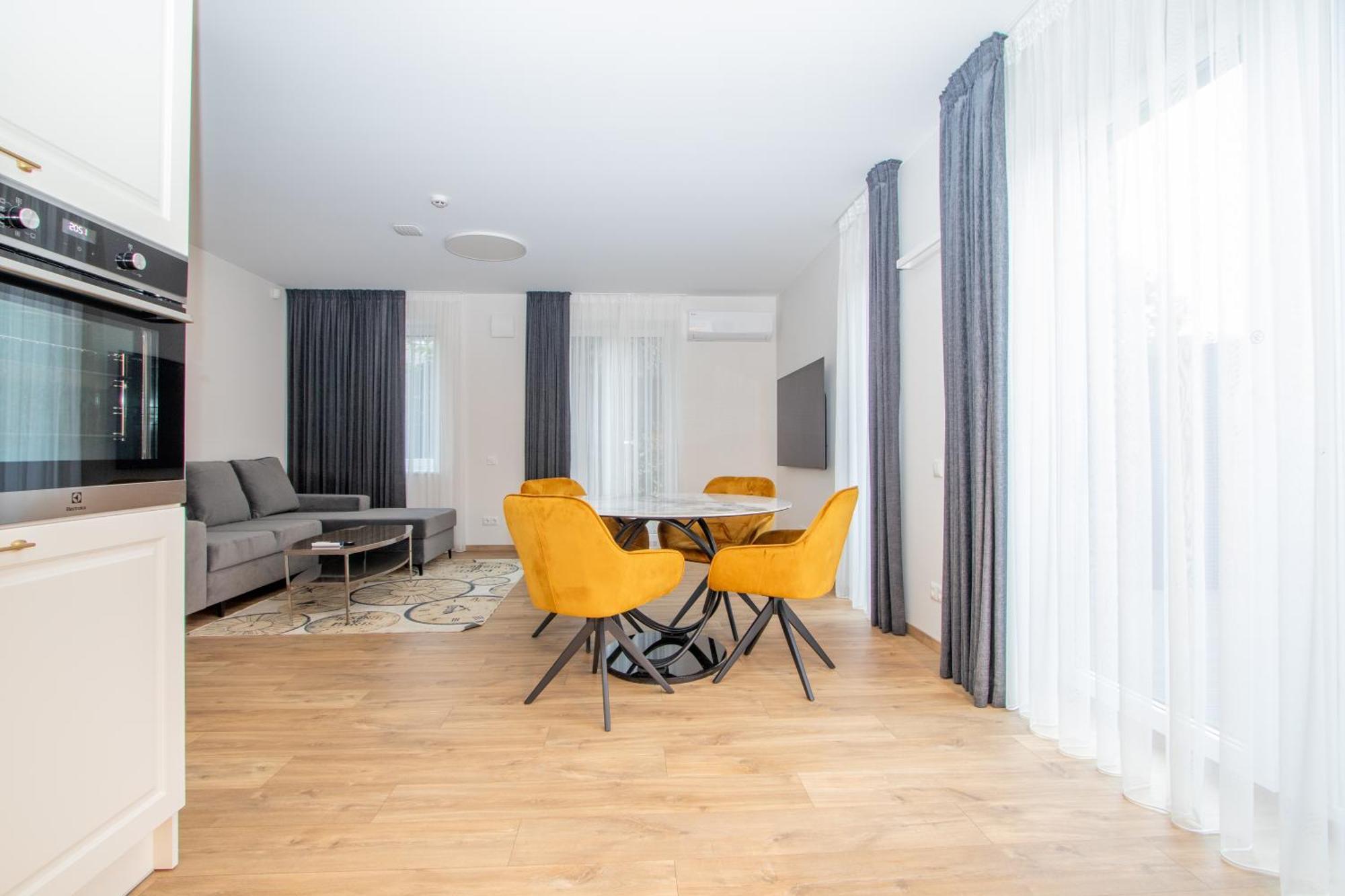 Apartment Newly Built With Parking, By Cohost