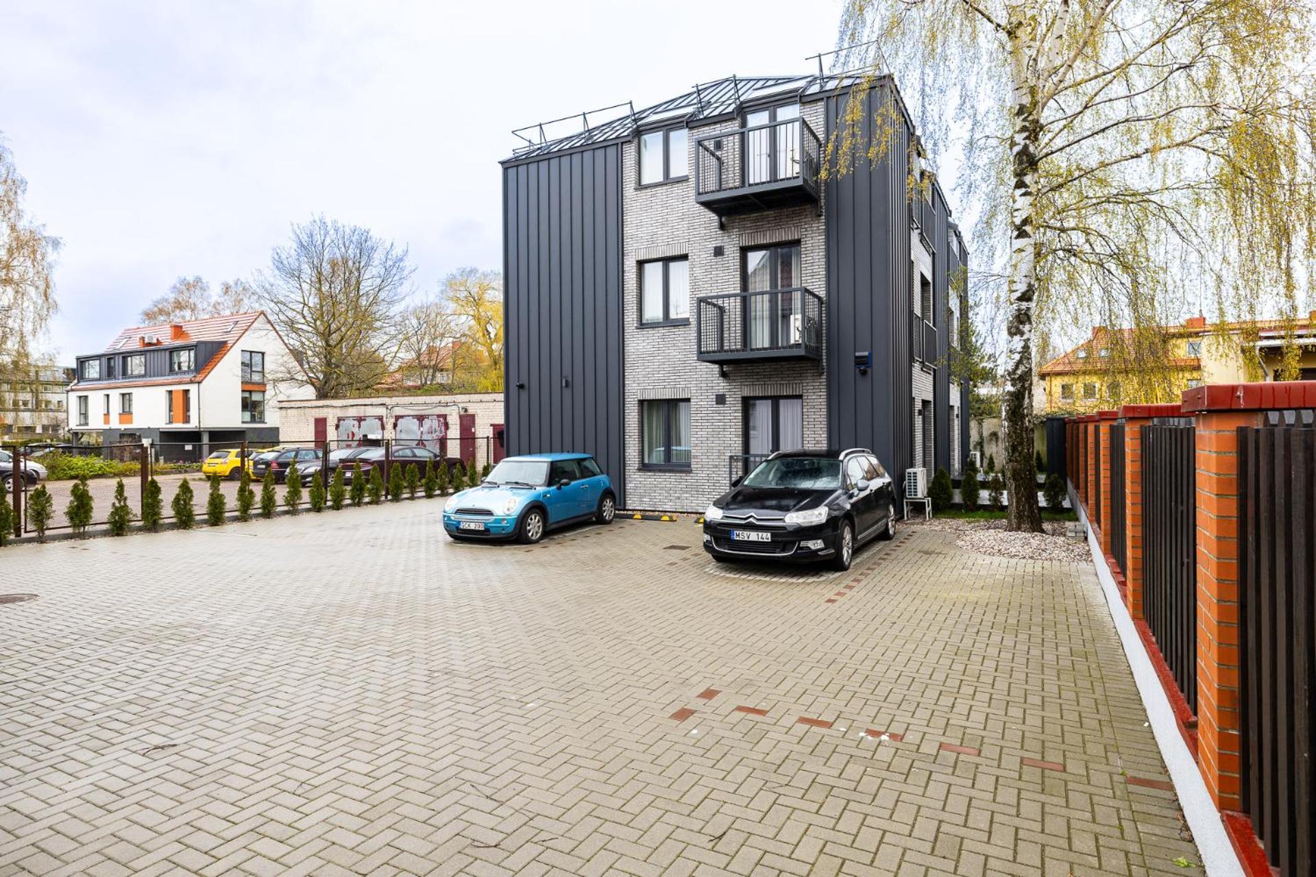 Newly Built With Parking, By Cohost Apartment Klaipeda