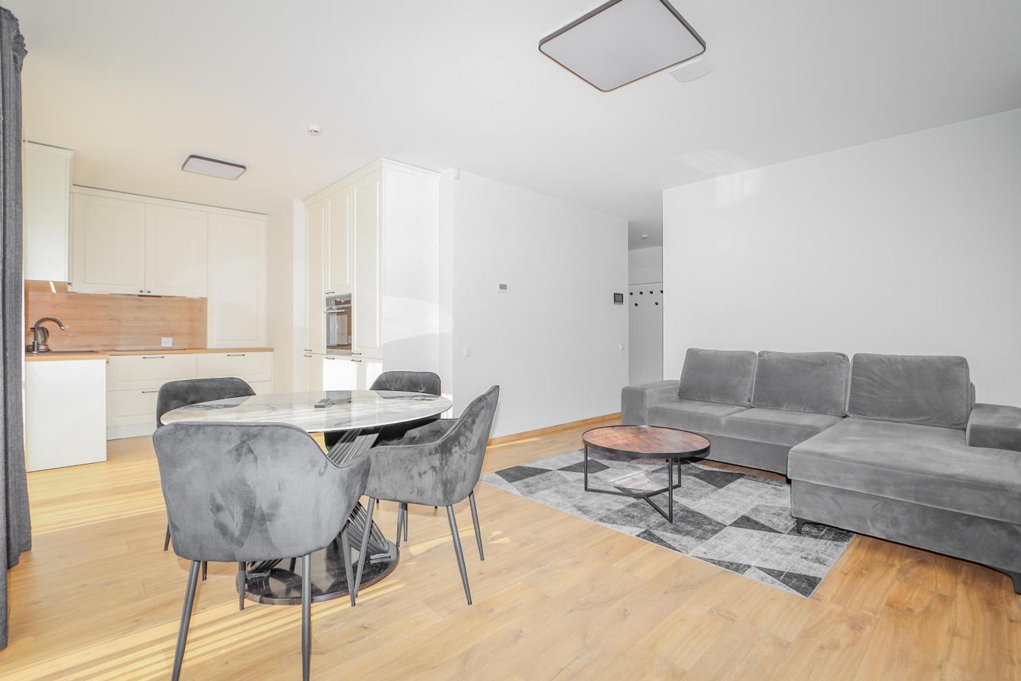 Apartment Newly Built With Parking, By Cohost